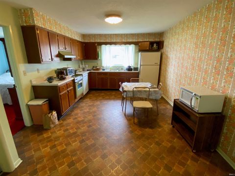 Tiny photo for 1315 Rochester Boulevard, Rochester, IN 46975 (MLS # 202613673)