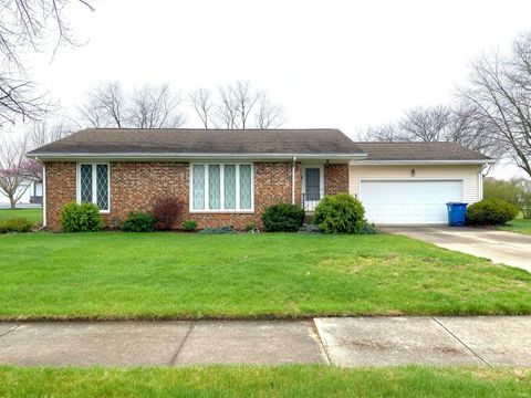 Photo of 1315 Rochester Boulevard, Rochester, IN 46975 (MLS # 202613673)