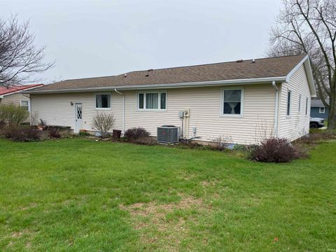 Tiny photo for 1315 Rochester Boulevard, Rochester, IN 46975 (MLS # 202613673)