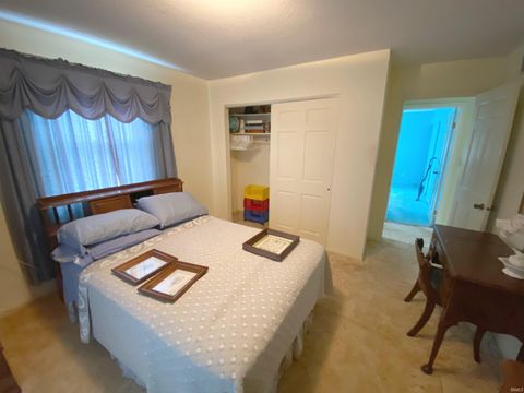 Tiny photo for 1315 Rochester Boulevard, Rochester, IN 46975 (MLS # 202613673)