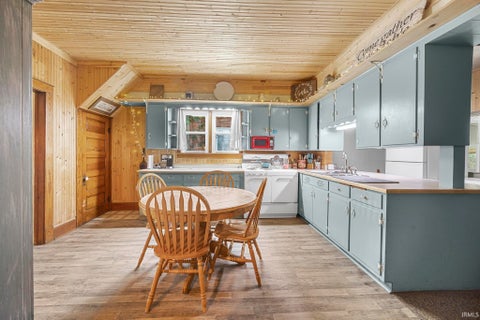 Tiny photo for 1017 11Th Street, Tell City, IN 47586 (MLS # 202631975)