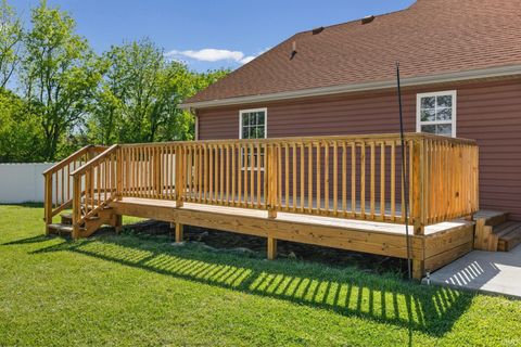 Tiny photo for 136 Abbey Lane, Crawfordsville, IN 47933 (MLS # 202618437)