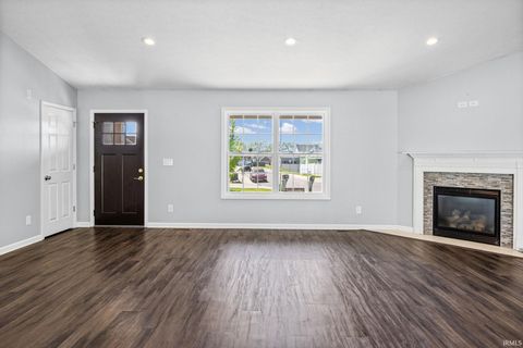 Tiny photo for 136 Abbey Lane, Crawfordsville, IN 47933 (MLS # 202618437)