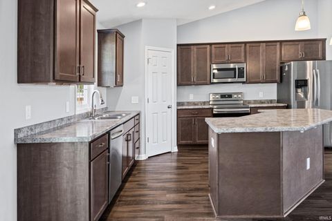 Tiny photo for 136 Abbey Lane, Crawfordsville, IN 47933 (MLS # 202618437)