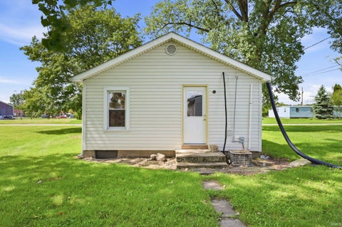 Tiny photo for 1608 N Cherry Street, Hartford City, IN 47348 (MLS # 202635530)
