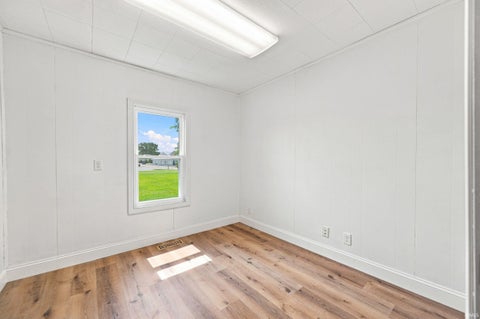 Tiny photo for 1608 N Cherry Street, Hartford City, IN 47348 (MLS # 202635530)