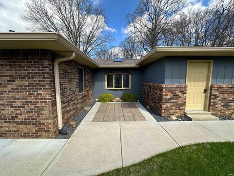 Tiny photo for 10502 N Corley Drive, Monticello, IN 47960 (MLS # 202612165)