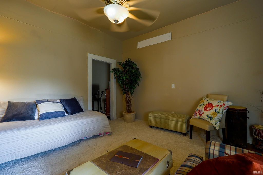 Photo of 2509 W Illinois Street, Evansville, IN 47712 (MLS # 202603105)