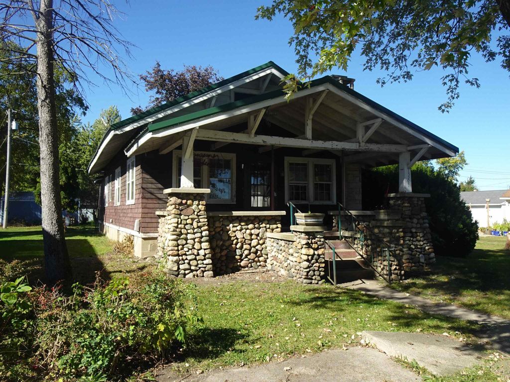 Photo of 15231 State Road 17, Culver, IN 46511 (MLS # 202542102)
