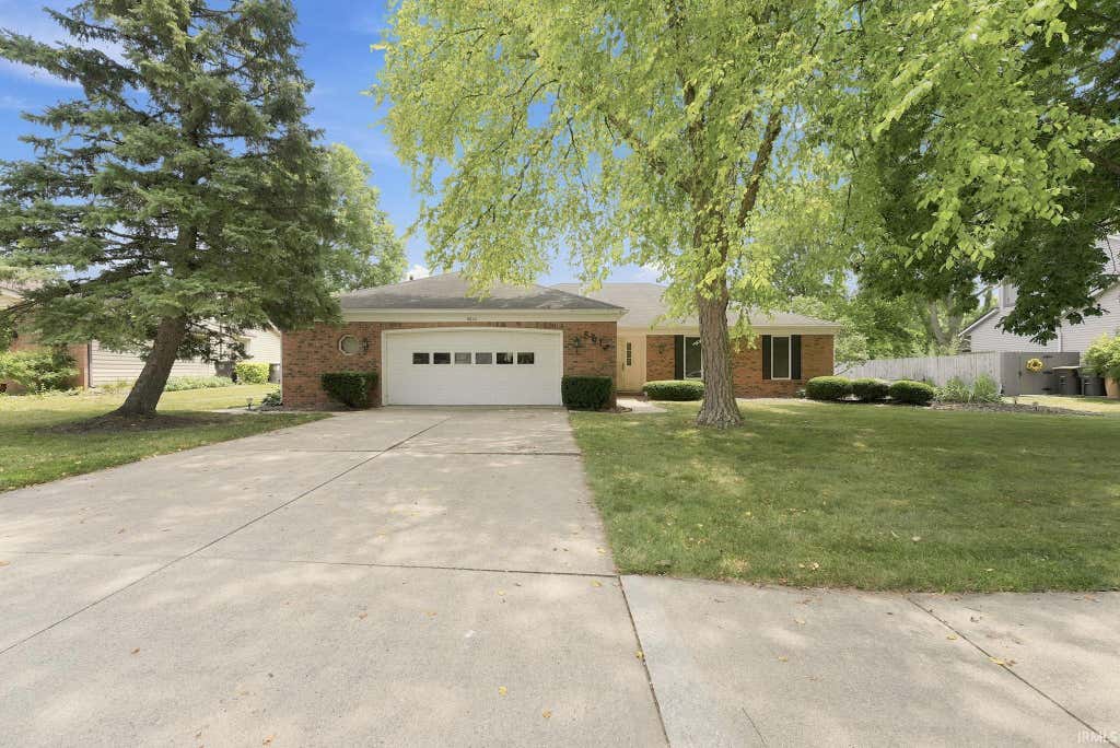 Photo of 5612 Inland Trail, Fort Wayne, IN 46825 (MLS # 202629275)