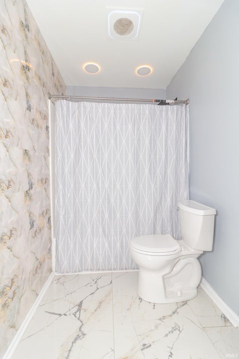 Tiny photo for 1208 N Elm Street, Muncie, IN 47303 (MLS # 202633906)