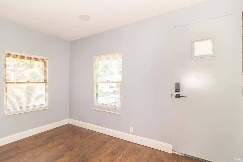 Photo of 1208 N Elm Street, Muncie, IN 47303 (MLS # 202633906)