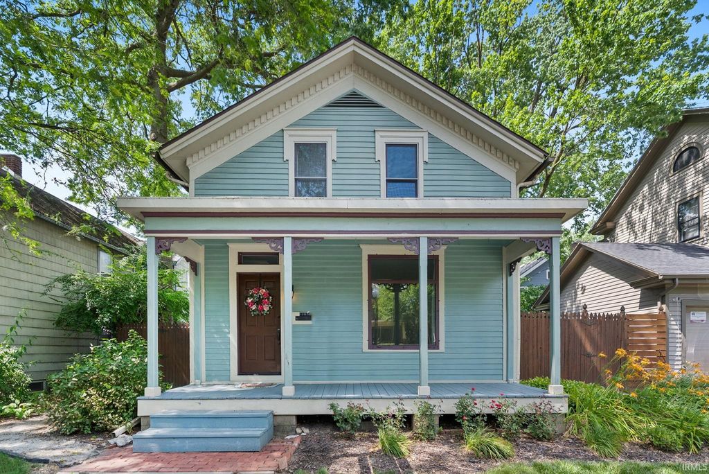 Photo of 1310 W Jefferson Boulevard, Fort Wayne, IN 46802 (MLS # 202626536)