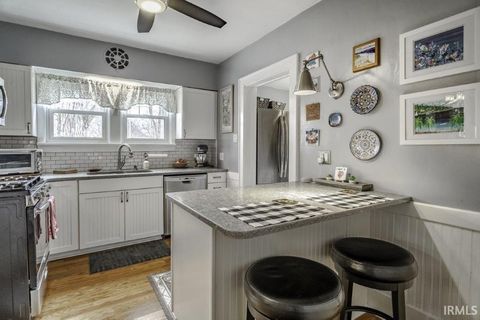 Tiny photo for 2515 Main Street, Lafayette, IN 47904 (MLS # 202606104)