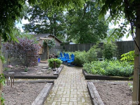 Tiny photo for 2515 Main Street, Lafayette, IN 47904 (MLS # 202606104)