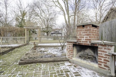 Tiny photo for 2515 Main Street, Lafayette, IN 47904 (MLS # 202606104)