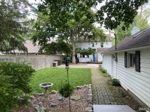 Tiny photo for 2515 Main Street, Lafayette, IN 47904 (MLS # 202606104)