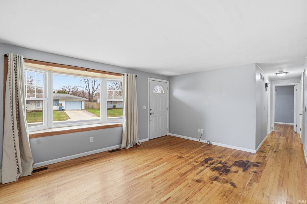 Photo of 1706 N Tyland Boulevard, New Haven, IN 46774 (MLS # 202608158)