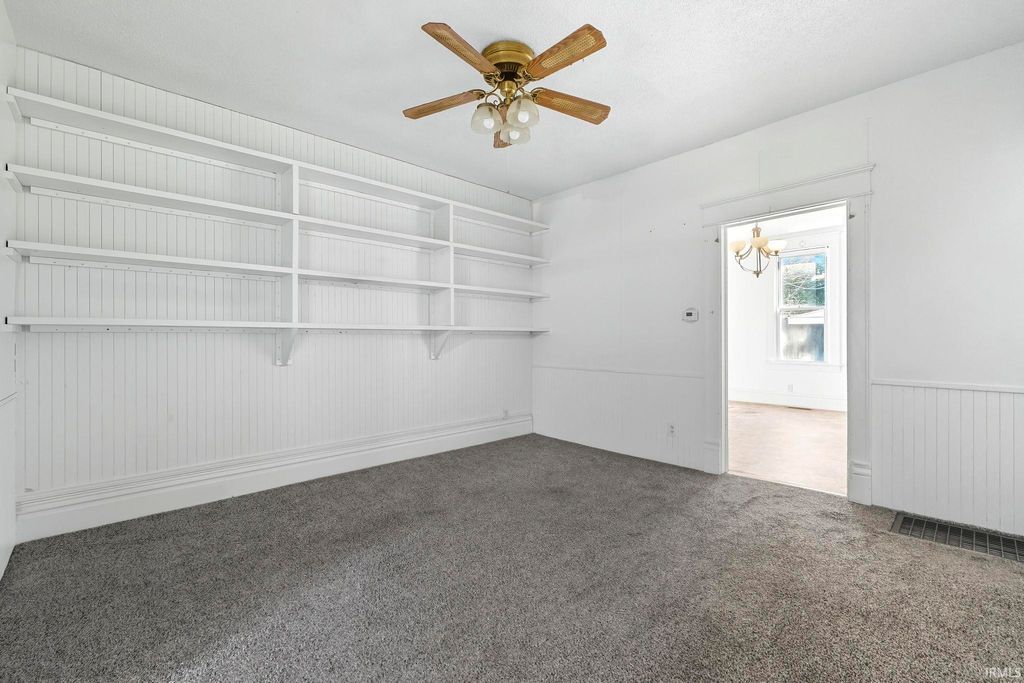 Photo of 619 5th Street, Fort Wayne, IN 46808 (MLS # 202536899)