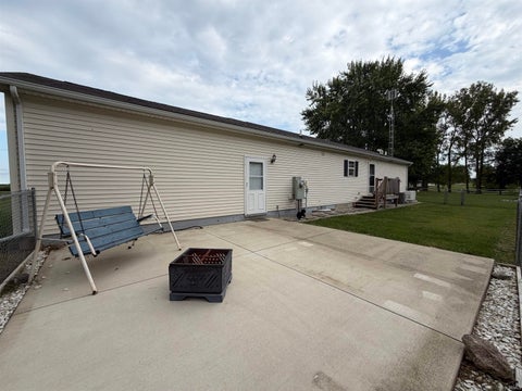 Tiny photo for 11360 S 1000 E Road, Galveston, IN 46932 (MLS # 202638919)