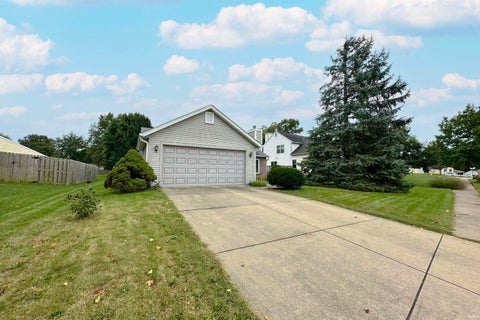 Tiny photo for 827 Sussex Court, Lafayette, IN 47909 (MLS # 202639241)