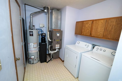 Tiny photo for 827 Sussex Court, Lafayette, IN 47909 (MLS # 202639241)