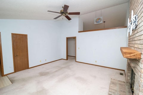 Tiny photo for 827 Sussex Court, Lafayette, IN 47909 (MLS # 202639241)