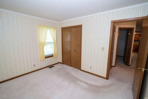 Tiny photo for 827 Sussex Court, Lafayette, IN 47909 (MLS # 202639241)