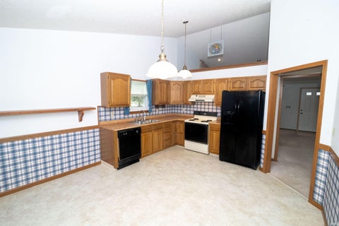 Tiny photo for 827 Sussex Court, Lafayette, IN 47909 (MLS # 202639241)