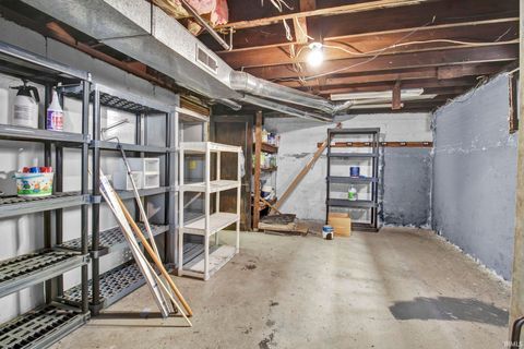Tiny photo for 220 S McCann Street, Kokomo, IN 46901 (MLS # 202619251)