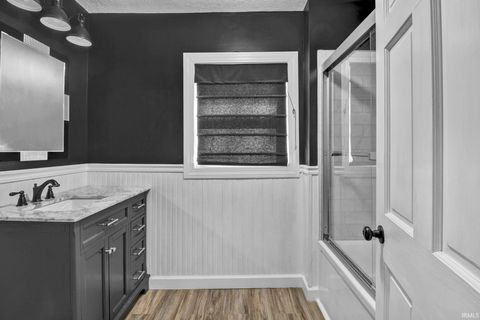 Tiny photo for 220 S McCann Street, Kokomo, IN 46901 (MLS # 202619251)