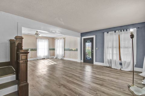 Tiny photo for 220 S McCann Street, Kokomo, IN 46901 (MLS # 202619251)
