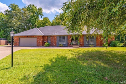 Tiny photo for 4199 Courtland Drive, Newburgh, IN 47630 (MLS # 202637982)