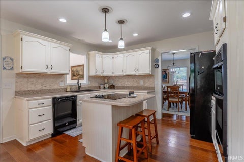 Tiny photo for 4199 Courtland Drive, Newburgh, IN 47630 (MLS # 202637982)