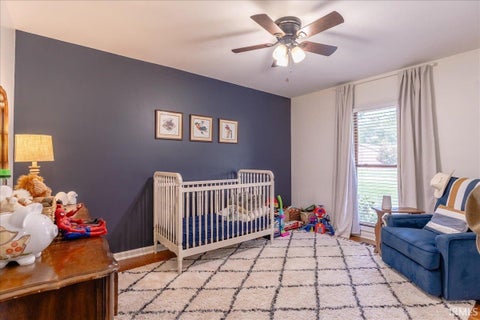 Tiny photo for 4199 Courtland Drive, Newburgh, IN 47630 (MLS # 202637982)