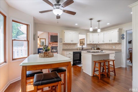 Tiny photo for 4199 Courtland Drive, Newburgh, IN 47630 (MLS # 202637982)