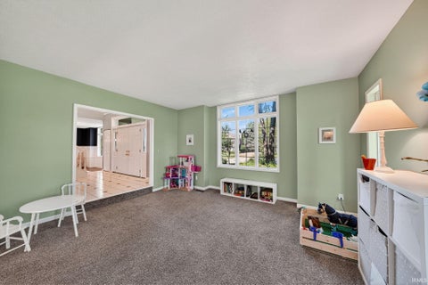 Tiny photo for 51530 Clubhouse Drive, South Bend, IN 46628 (MLS # 202635107)