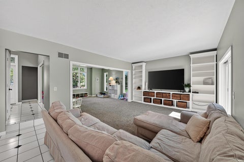 Tiny photo for 51530 Clubhouse Drive, South Bend, IN 46628 (MLS # 202635107)