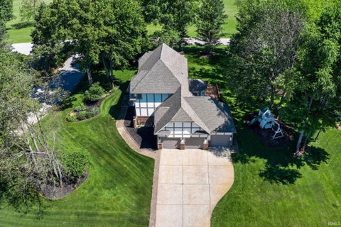 Tiny photo for 51530 Clubhouse Drive, South Bend, IN 46628 (MLS # 202635107)
