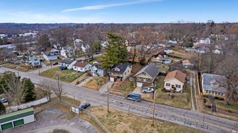 Tiny photo for 3209 Mount Vernon Avenue, Evansville, IN 47712 (MLS # 202603891)