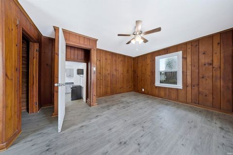 Tiny photo for 3209 Mount Vernon Avenue, Evansville, IN 47712 (MLS # 202603891)