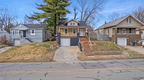 Tiny photo for 3209 Mount Vernon Avenue, Evansville, IN 47712 (MLS # 202603891)