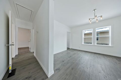 Tiny photo for 3209 Mount Vernon Avenue, Evansville, IN 47712 (MLS # 202603891)