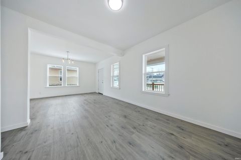 Tiny photo for 3209 Mount Vernon Avenue, Evansville, IN 47712 (MLS # 202603891)