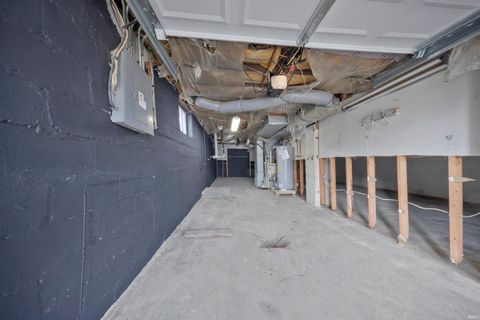 Tiny photo for 3209 Mount Vernon Avenue, Evansville, IN 47712 (MLS # 202603891)