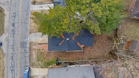 Tiny photo for 3209 Mount Vernon Avenue, Evansville, IN 47712 (MLS # 202603891)