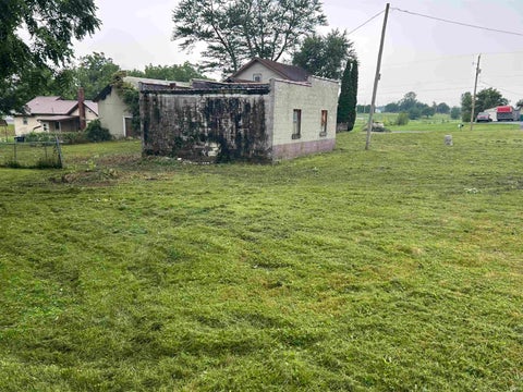 Tiny photo for 2441 S Old State Road 3 Road, Laotto, IN 46763 (MLS # 202643637)