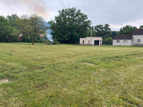 Tiny photo for 2441 S Old State Road 3 Road, Laotto, IN 46763 (MLS # 202643637)