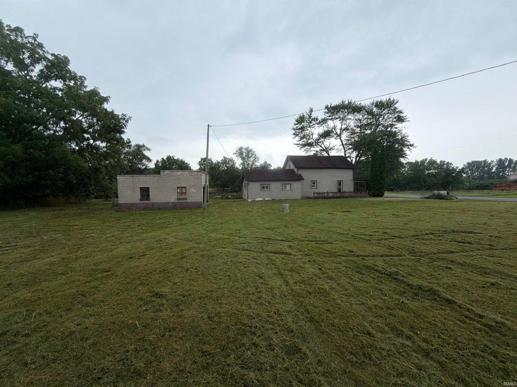 Photo of 2441 S Old State Road 3 Road, Laotto, IN 46763 (MLS # 202643637)