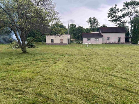Tiny photo for 2441 S Old State Road 3 Road, Laotto, IN 46763 (MLS # 202643637)